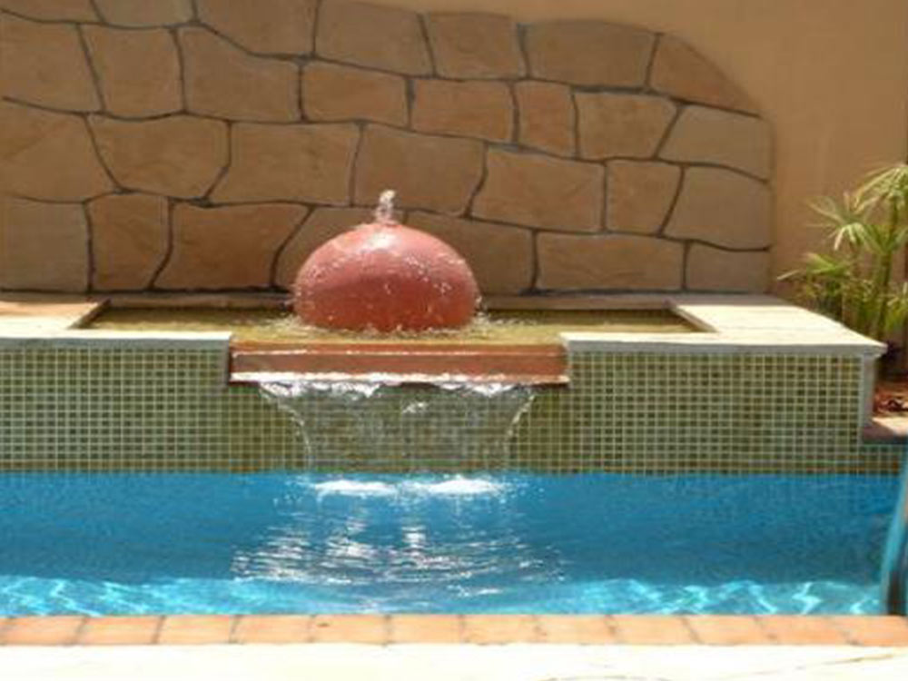 swimming-pool-contractors-in-Dubai