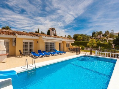 Amazing Benefits of Having a swimming pool in your paradise